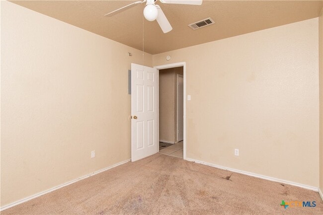 Building Photo - 1602 Benttree Dr