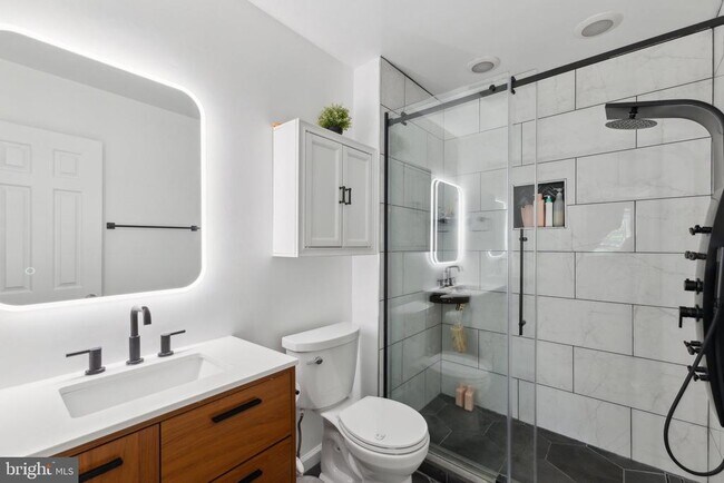 Building Photo - 11545 Pine Cone Ct
