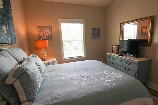 Building Photo - 1503 Mariners Cir