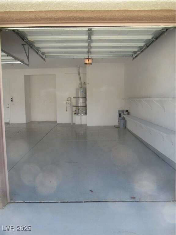 Building Photo - 2091 Clearwater Lake Dr