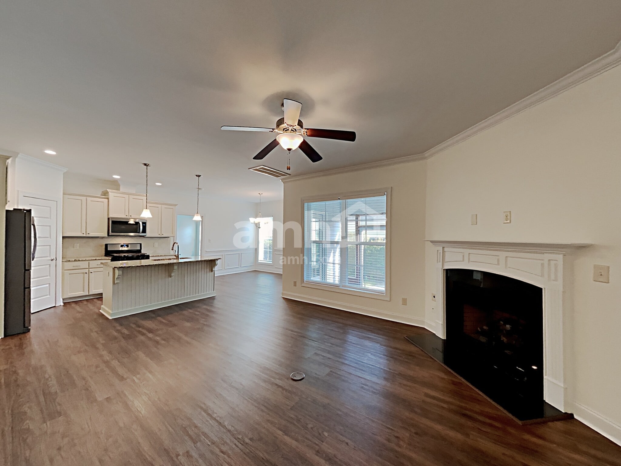 Building Photo - 756 Varina Ln