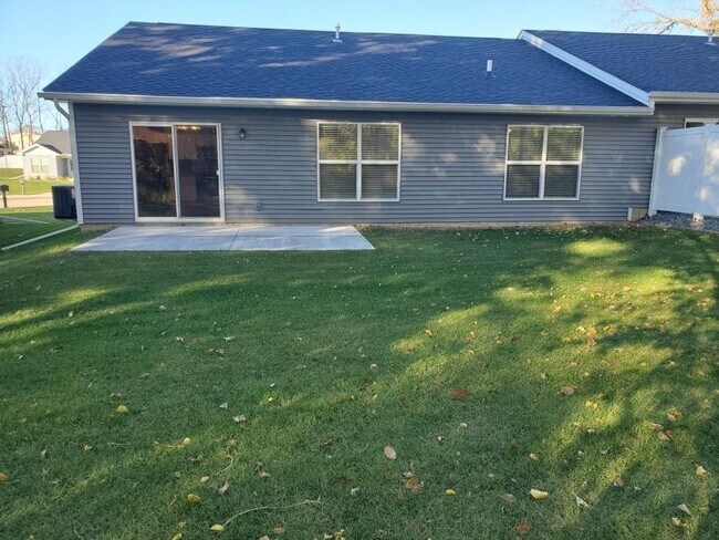 Building Photo - BRAND NEW CONSTRUCTION: 3 Bedroom 2 Full B...