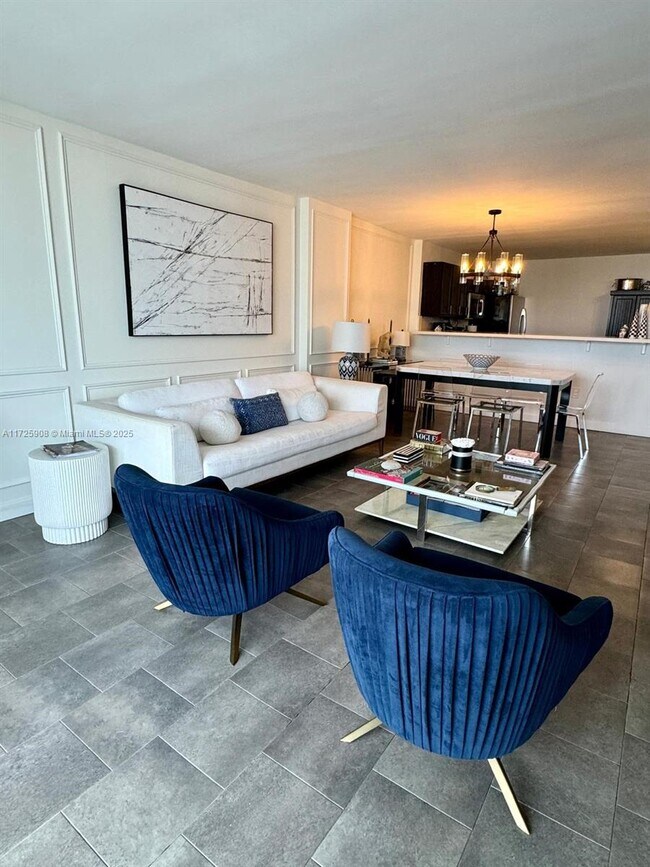 Building Photo - 2780 NE 183rd St