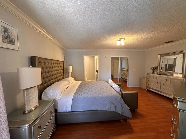 Building Photo - 1728 Shoreside Cir