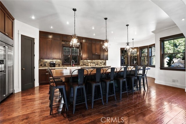 Building Photo - 250 Santo Tomas Ave