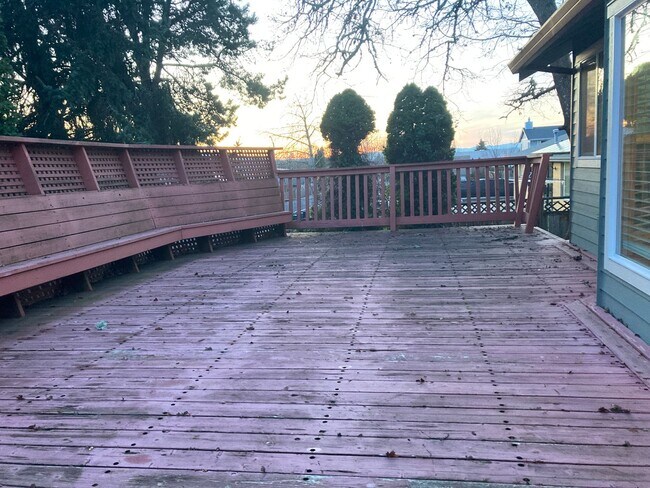 Building Photo - Single level Home in Newberg