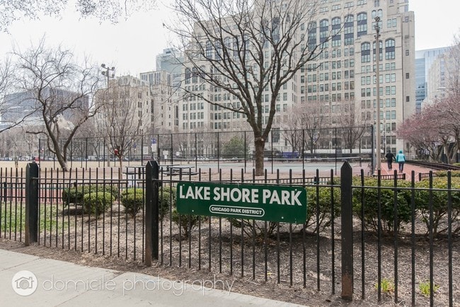 Building Photo - 222 E Pearson St