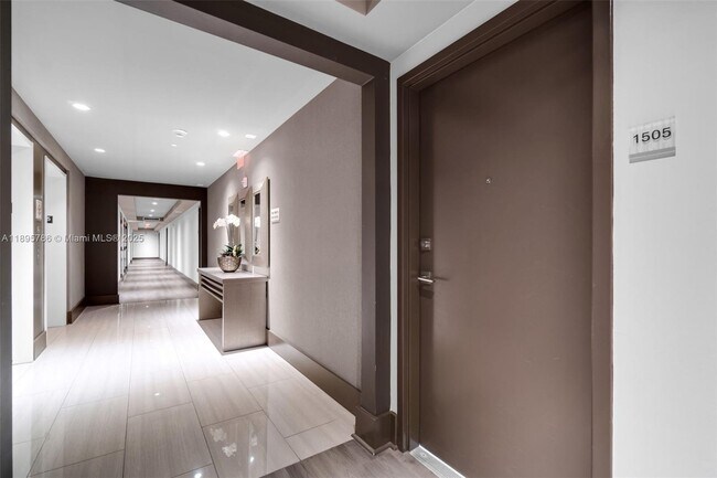 Building Photo - 5252 NW 85th Ave