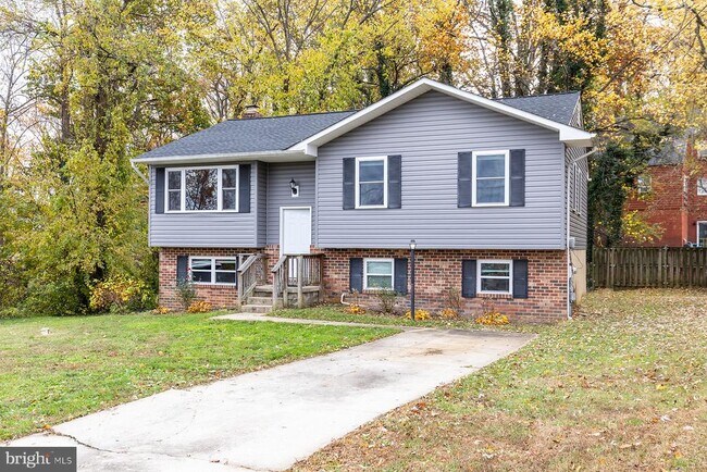 Building Photo - 847 Harbor View Terrace