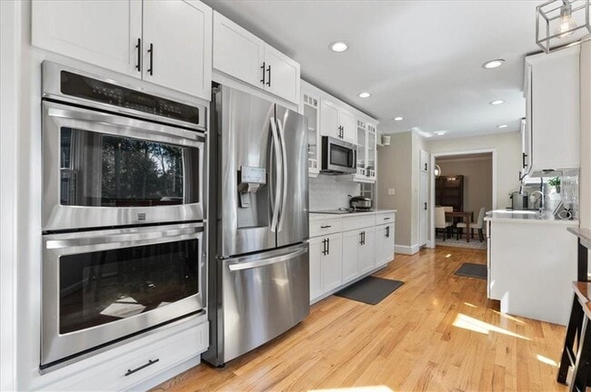 Building Photo - 4021 Primrose Ln NW