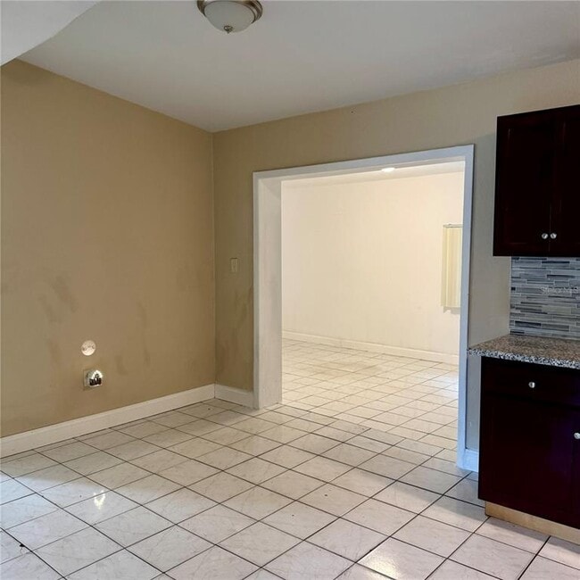 Building Photo - 5715 Elon Dr