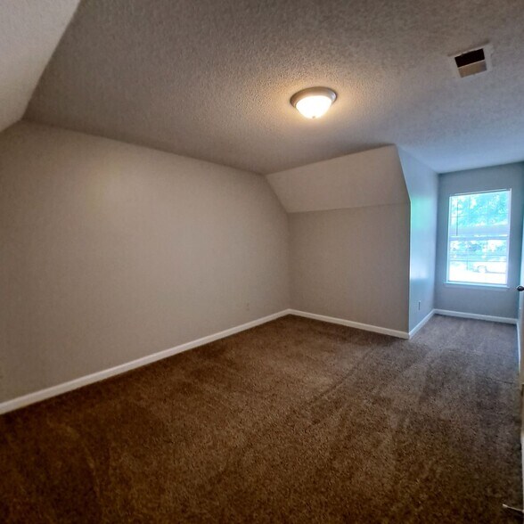 Building Photo - 2533 Baxter Cove