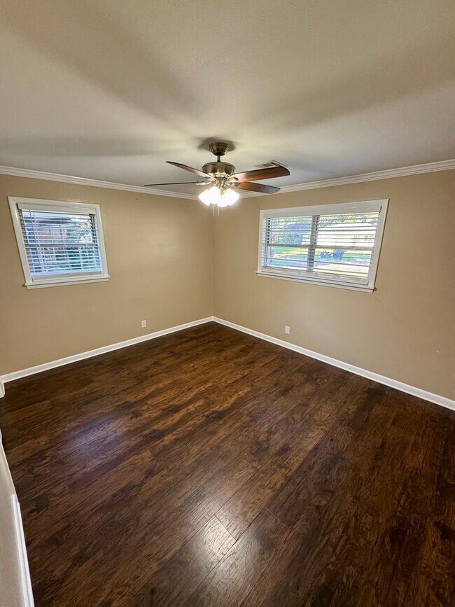 Building Photo - Shreveport Home