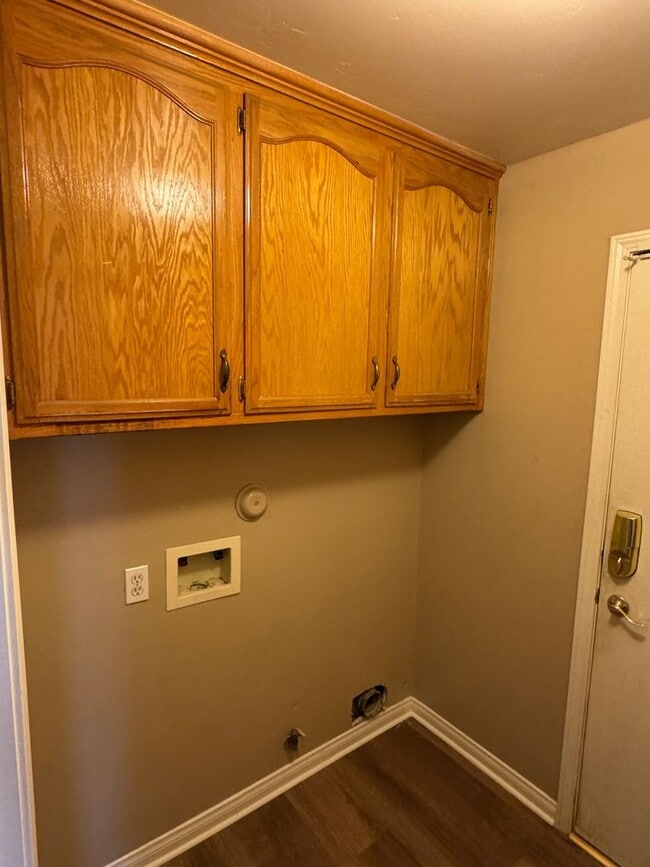 Building Photo - Southwest Dream Home