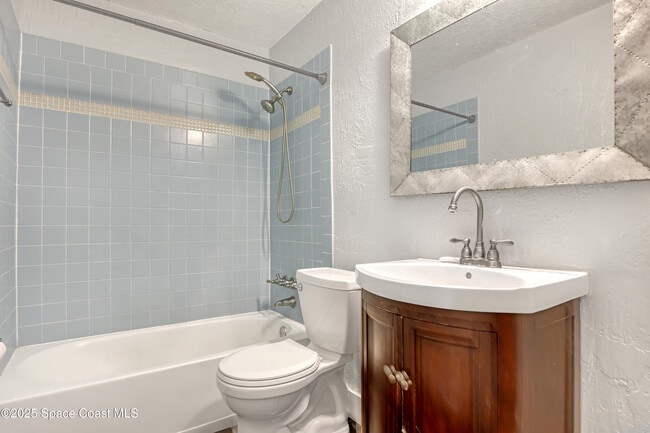 Building Photo - 151 Coconut Dr