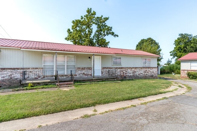 Building Photo - 8022 US-271