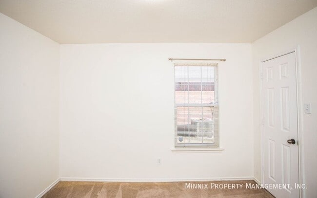 Building Photo - 6704 9th St