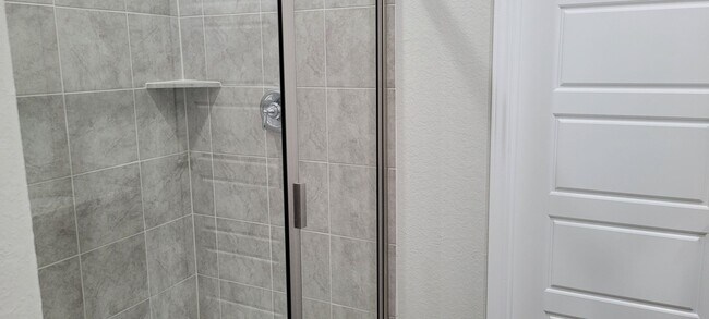 Building Photo - New 3/2 Townhome in Cibolo