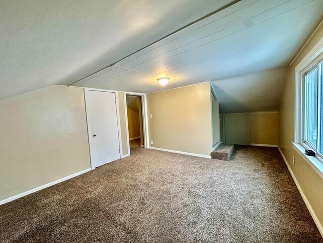 Building Photo - 30240 Groveland St