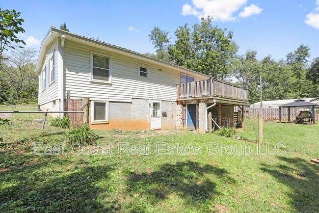 Building Photo - 700 Torytown Rd