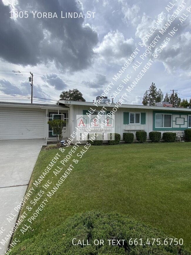 Primary Photo - 1305 Yorba Linda St