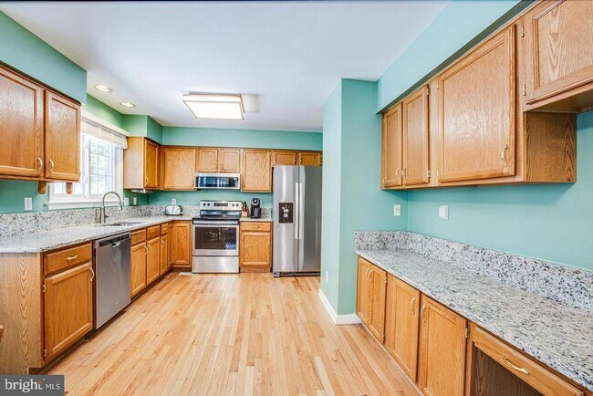 Building Photo - 201 Anchor Cove