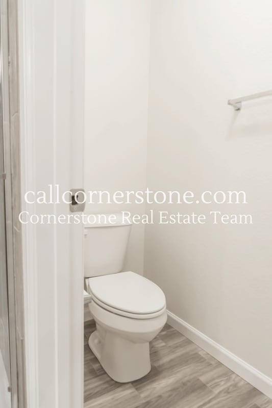 Building Photo - 1092 Petra Hts