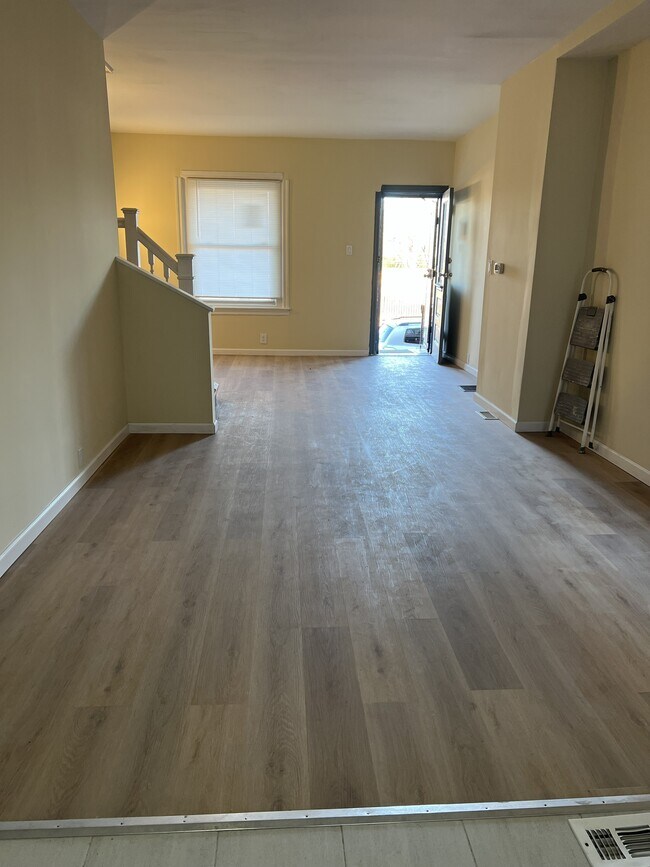 Building Photo - 3540 Mantua Ave