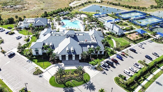 Building Photo - 6341 Winding Pne Dr