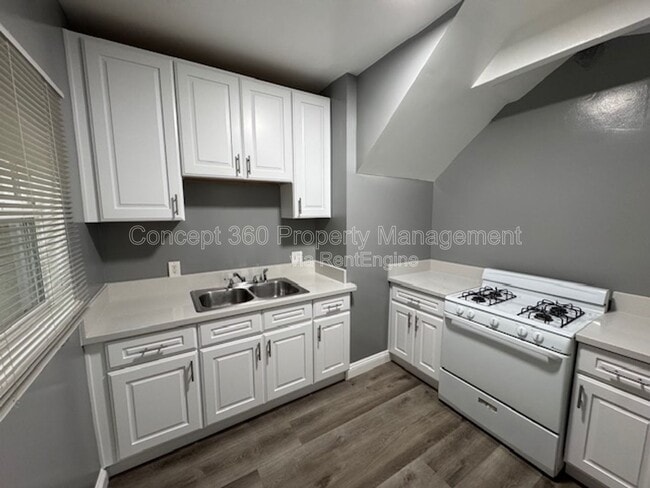 Building Photo - 714 Lime Ave