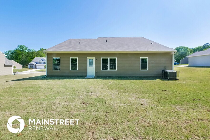Building Photo - 110 Ashley Trace