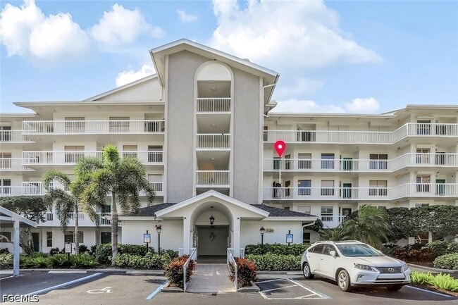 Building Photo - 340 Horse Creek Dr