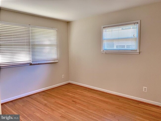 Building Photo - 1103 Carper St