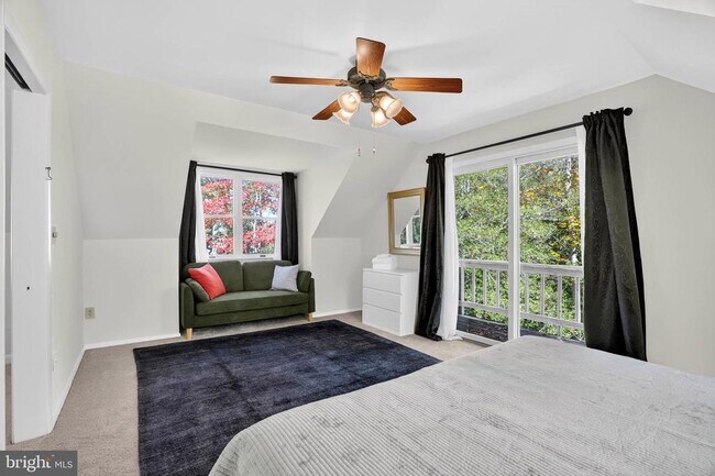 Building Photo - 616 Mcmagan Dr