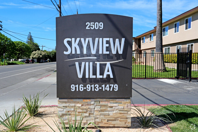 Building Photo - Skyview Villa & Somerset Apartments