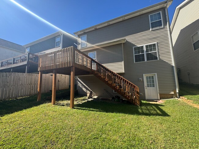 Building Photo - 4113 Mimosa View Dr