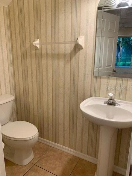 Building Photo - 3625 Square W Ln