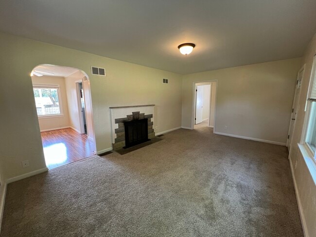 Building Photo - 3591 Harry Truman Dr