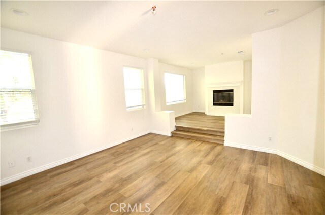 Building Photo - 10870 Tantlinger Dr