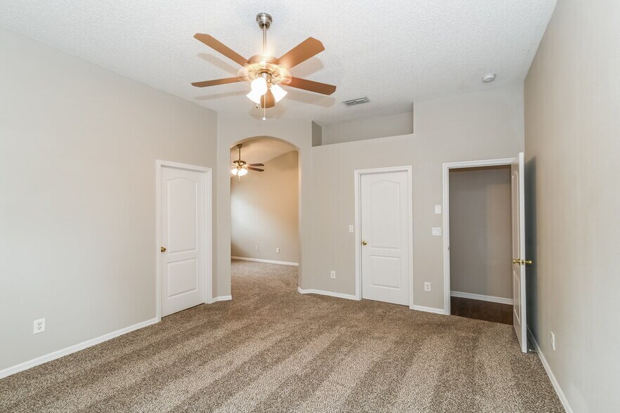 Building Photo - 295 Turtle Dove Dr