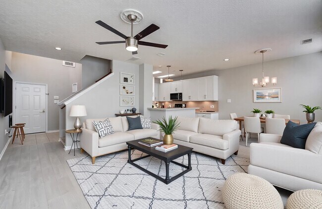 Building Photo - 14319 Mirkwood Ln