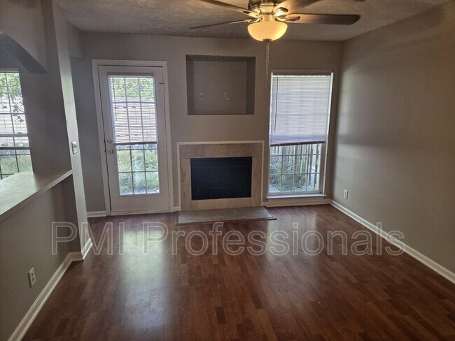 Building Photo - 2050 Nashboro Blvd