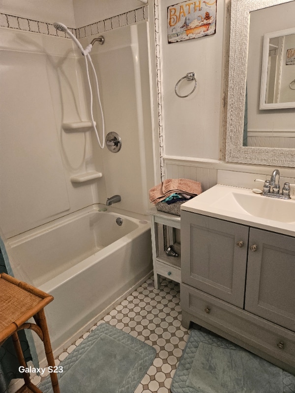 Building Photo - 56 Margaret Rd