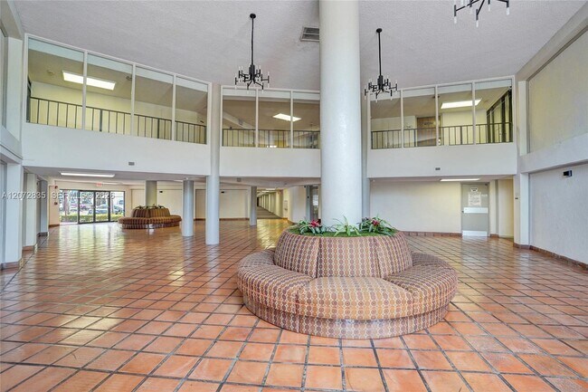 Building Photo - 5700 SW 127th Ave