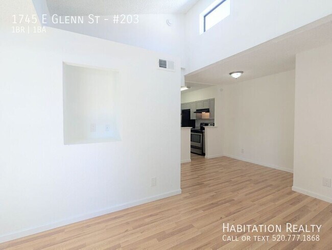 Building Photo - 1745 E Glenn St