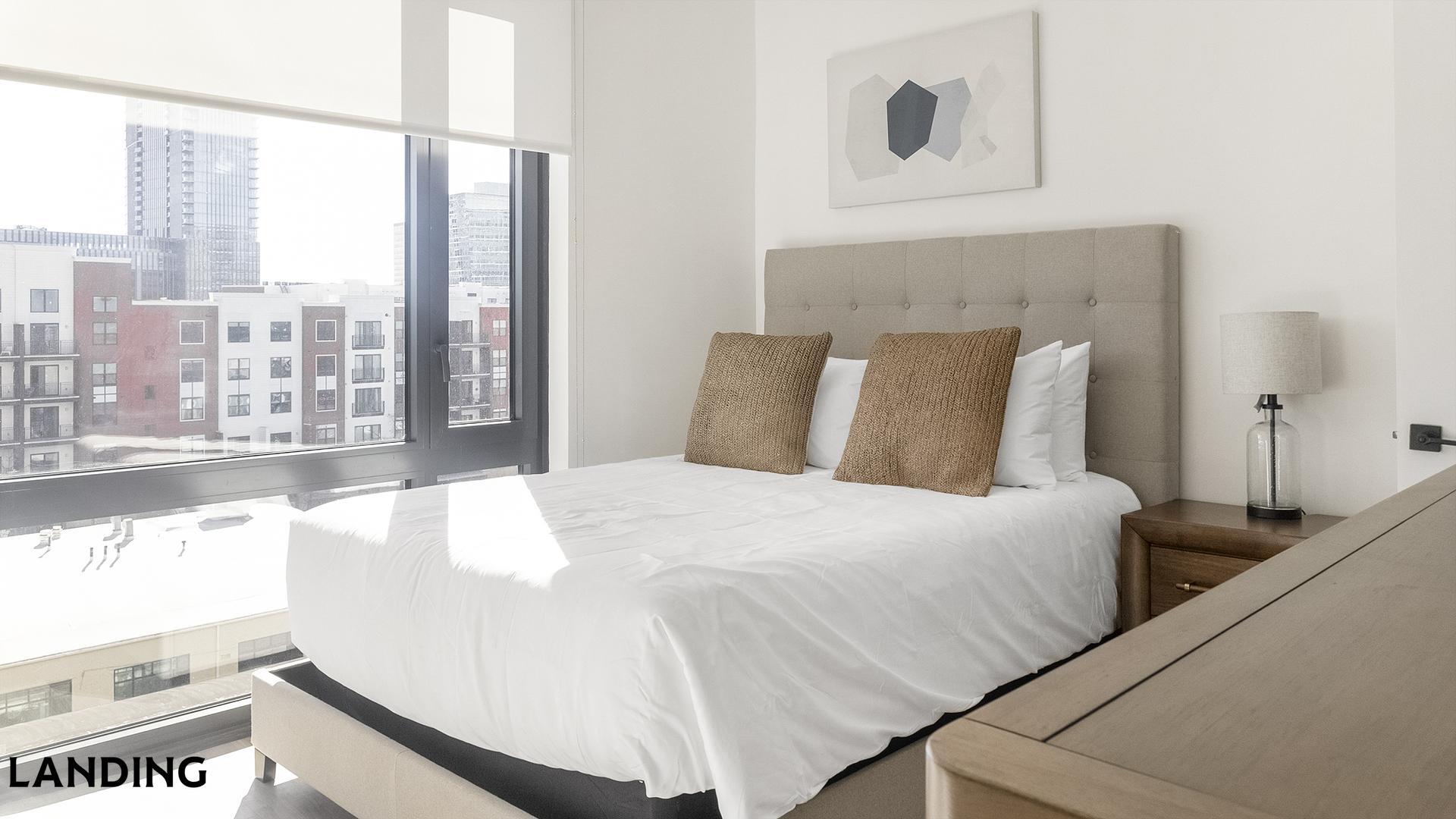 Building Photo - 1007 S Mint St