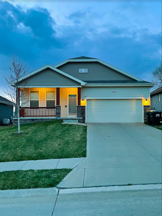 Primary Photo - Spacious 4-Bedroom Near Lake Cunningham