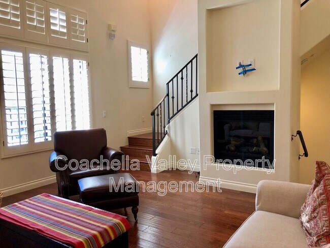 Building Photo - 233 Villorrio Dr E