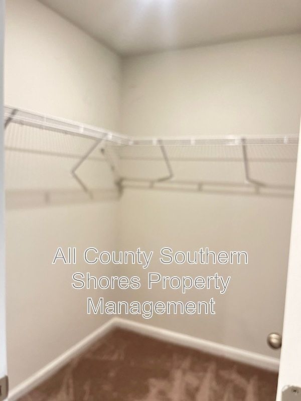 Building Photo - 2879 Pegasus Pl