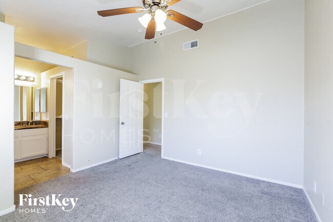 Building Photo - 4512 Powell Point Way